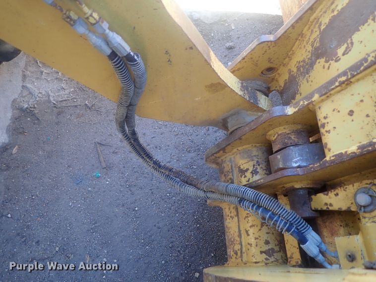 image for item DI7415 2004 Caterpillar 938G  wheel loader