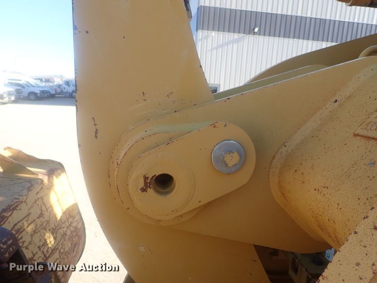 image for item DI7415 2004 Caterpillar 938G  wheel loader