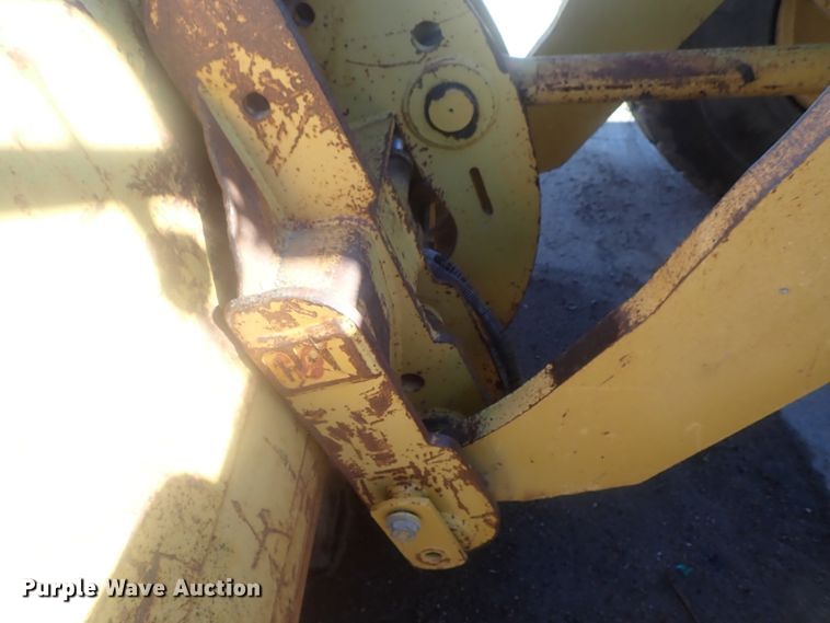 image for item DI7415 2004 Caterpillar 938G  wheel loader