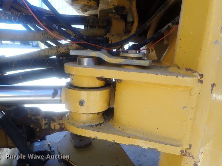 image for item DI7415 2004 Caterpillar 938G  wheel loader