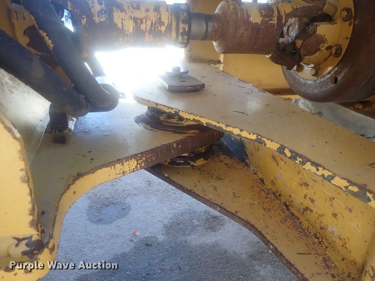 image for item DI7415 2004 Caterpillar 938G  wheel loader