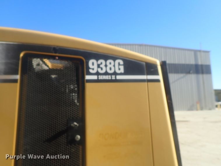 image for item DI7415 2004 Caterpillar 938G  wheel loader