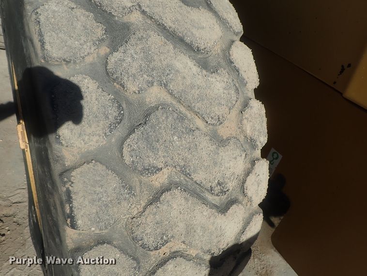 image for item DI7415 2004 Caterpillar 938G  wheel loader