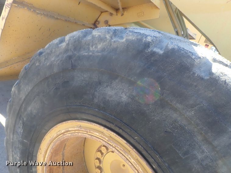 image for item DI7415 2004 Caterpillar 938G  wheel loader