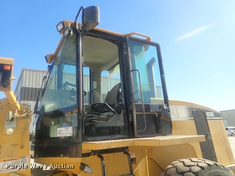 image for item DI7415 2004 Caterpillar 938G  wheel loader