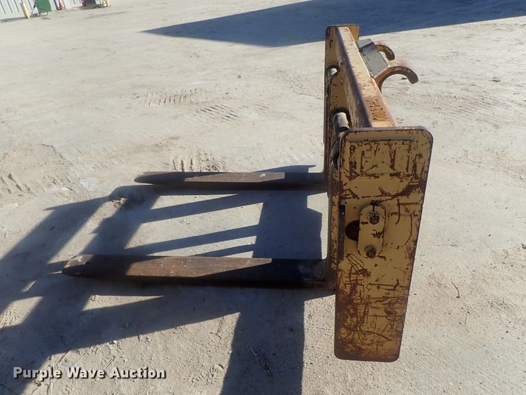 image for item DI7415 2004 Caterpillar 938G  wheel loader