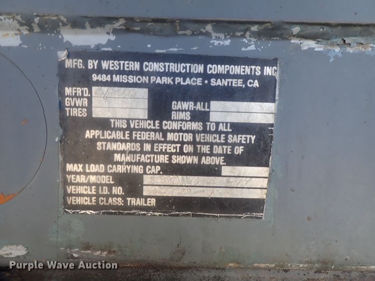 image for item DI7422 2000 Freightliner FL112  dump truck