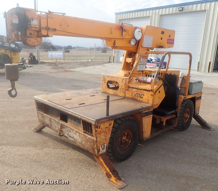 image for item DI7454 Broderson IC-35-2B  crane