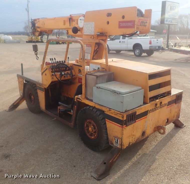 image for item DI7454 Broderson IC-35-2B  crane