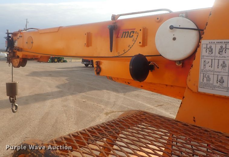 image for item DI7454 Broderson IC-35-2B  crane