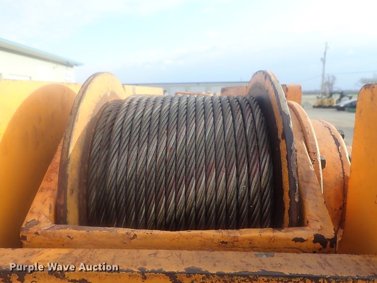 image for item DI7454 Broderson IC-35-2B  crane