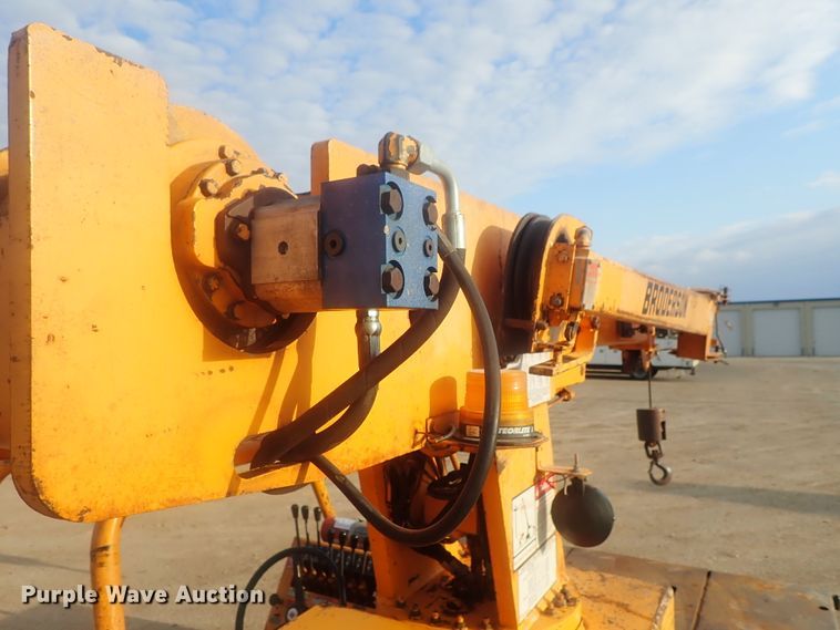 image for item DI7454 Broderson IC-35-2B  crane