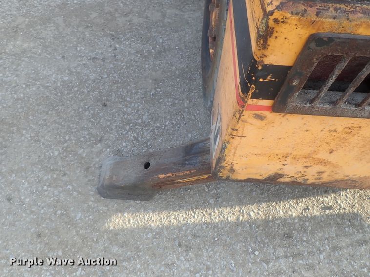 image for item DI7454 Broderson IC-35-2B  crane