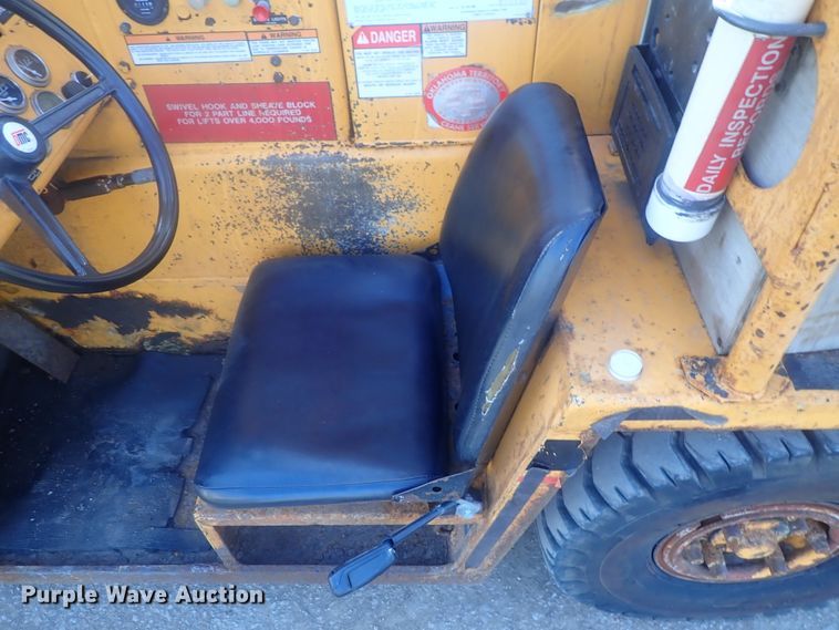 image for item DI7454 Broderson IC-35-2B  crane