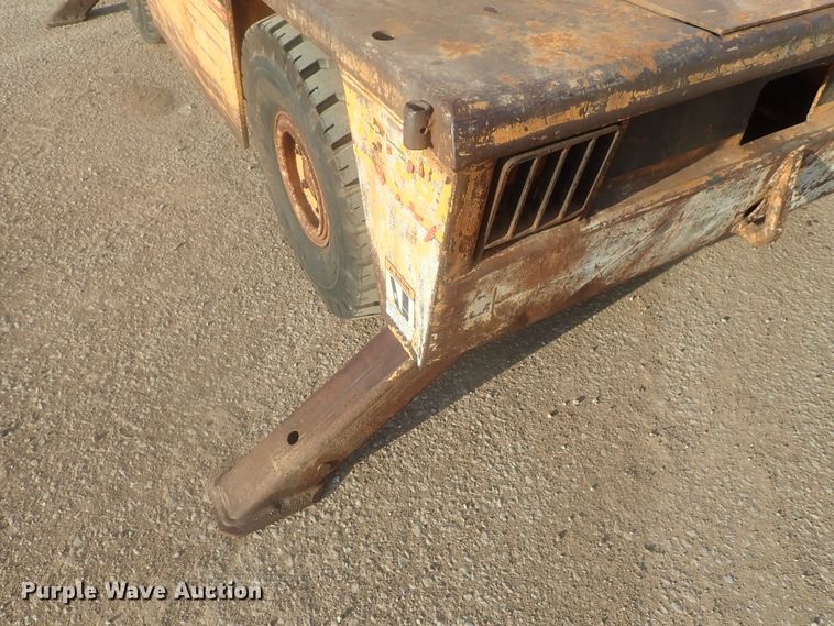 image for item DI7454 Broderson IC-35-2B  crane