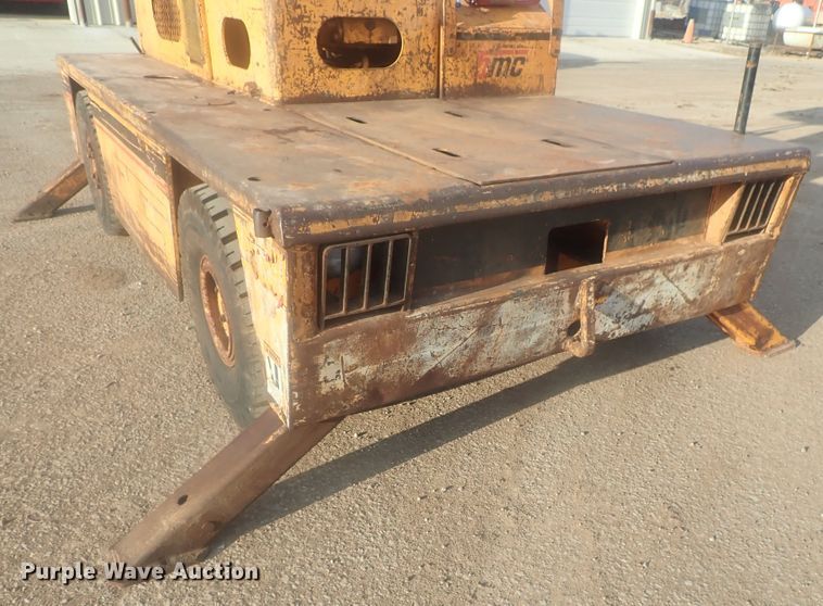 image for item DI7454 Broderson IC-35-2B  crane