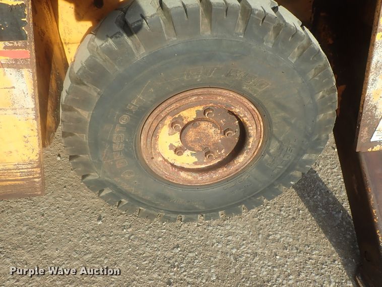 image for item DI7454 Broderson IC-35-2B  crane