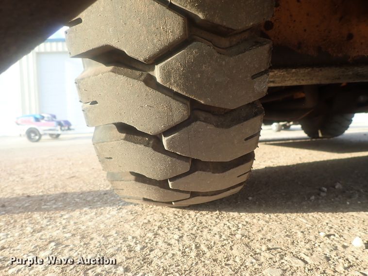 image for item DI7454 Broderson IC-35-2B  crane