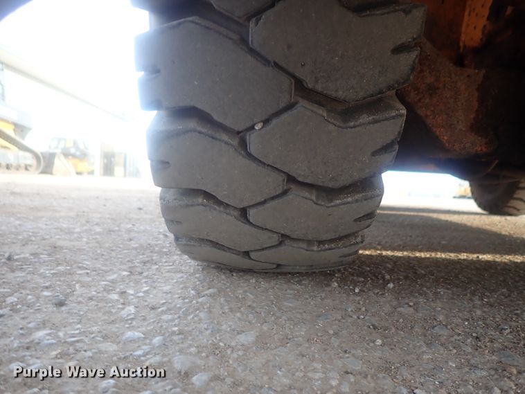 image for item DI7454 Broderson IC-35-2B  crane