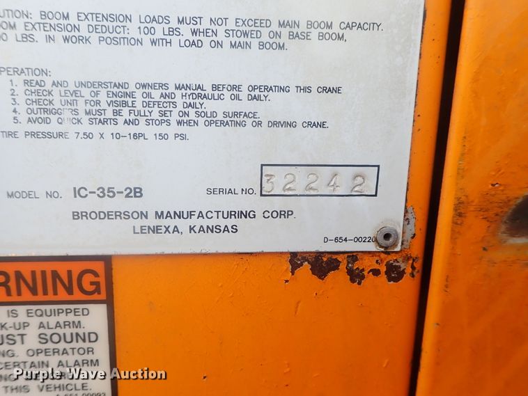 image for item DI7454 Broderson IC-35-2B  crane