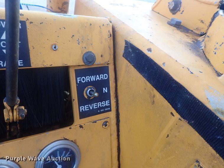 image for item DI7454 Broderson IC-35-2B  crane