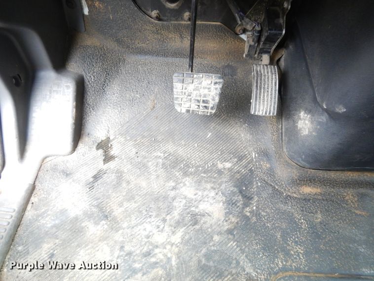 image for item DI8054 2008 International 4300  fuel truck