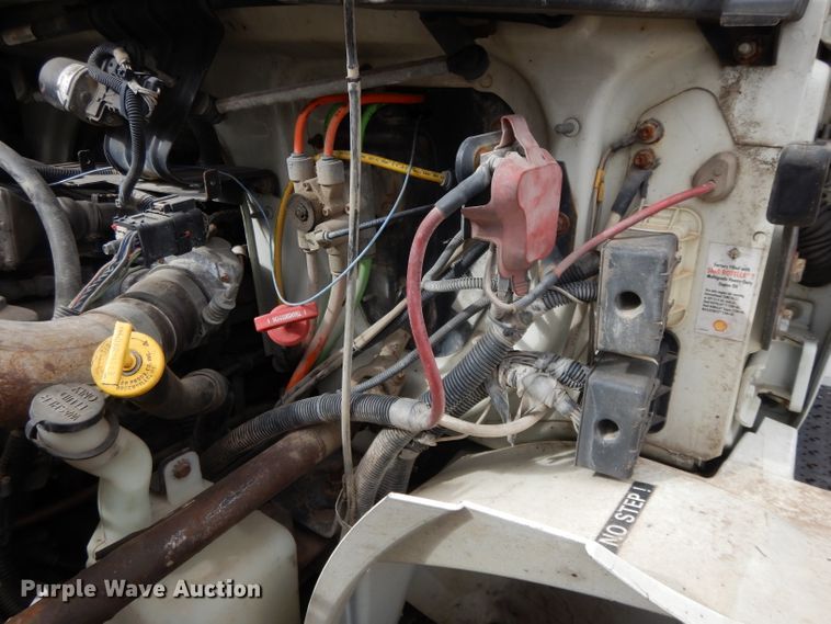 image for item DI8054 2008 International 4300  fuel truck