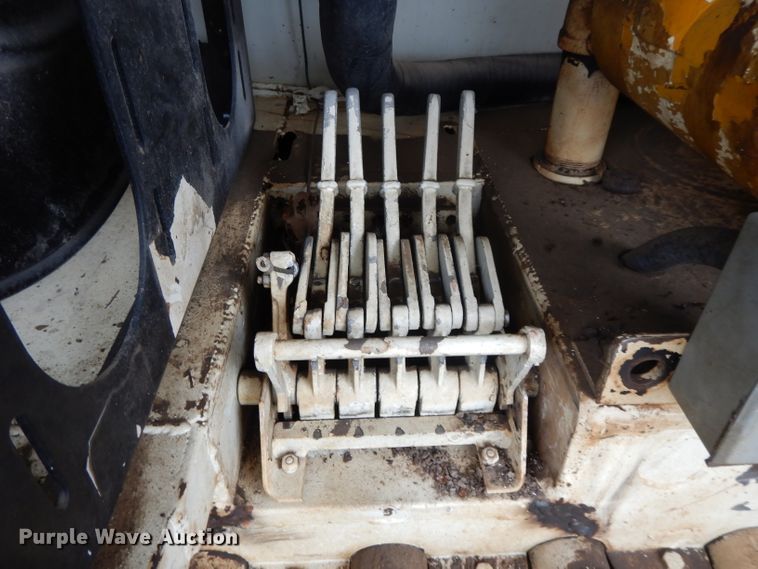 image for item DI8054 2008 International 4300  fuel truck