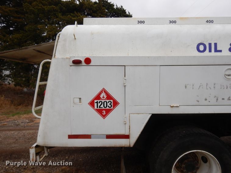 image for item DI8054 2008 International 4300  fuel truck