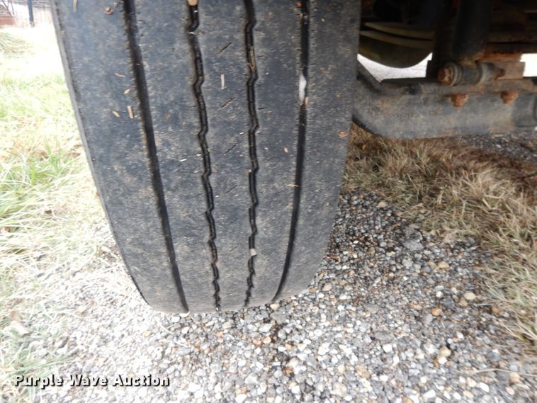 image for item DI8054 2008 International 4300  fuel truck