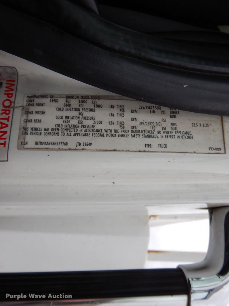 image for item DI8054 2008 International 4300  fuel truck