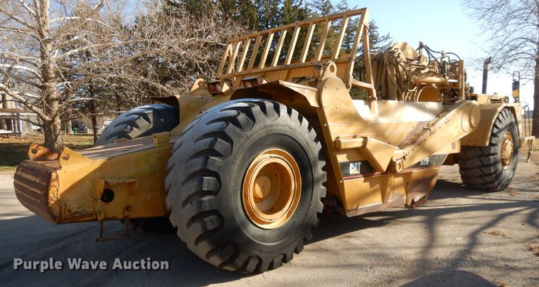 image for item DI8188 1996 Caterpillar 621F  conventional scraper