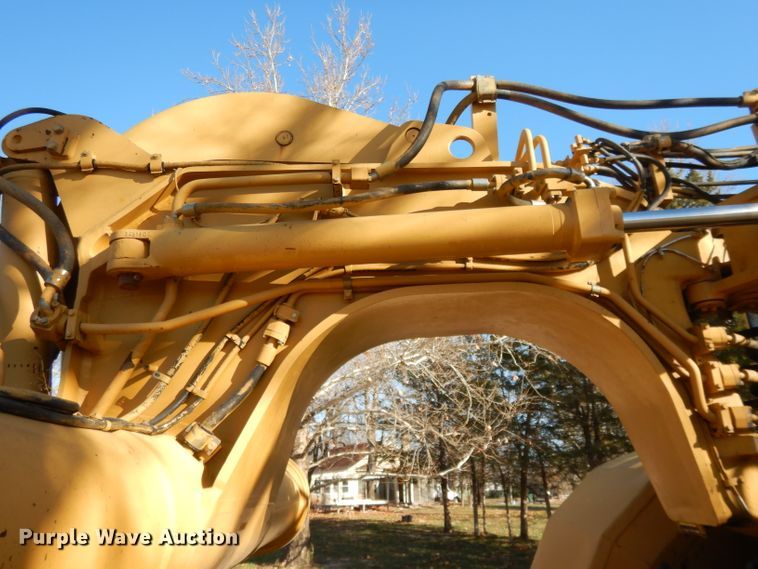 image for item DI8188 1996 Caterpillar 621F  conventional scraper