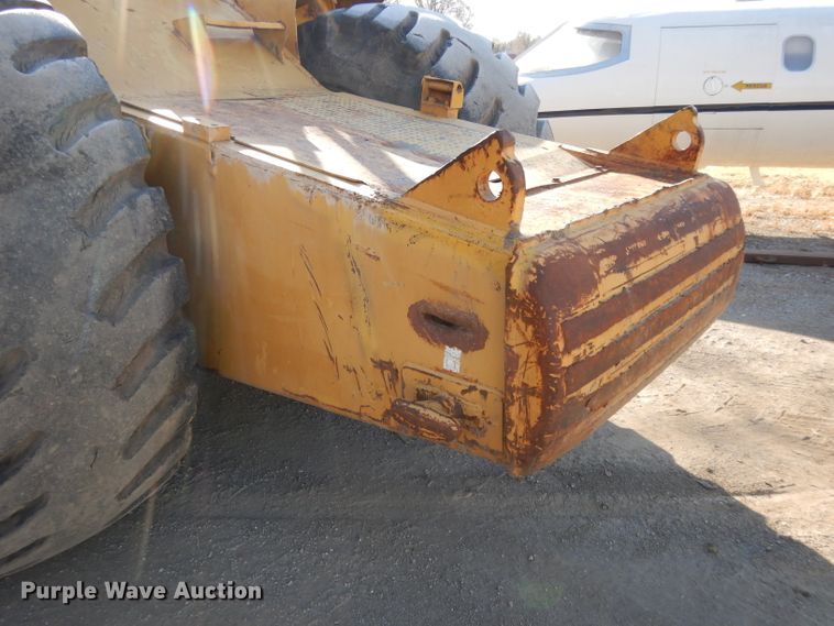 image for item DI8188 1996 Caterpillar 621F  conventional scraper