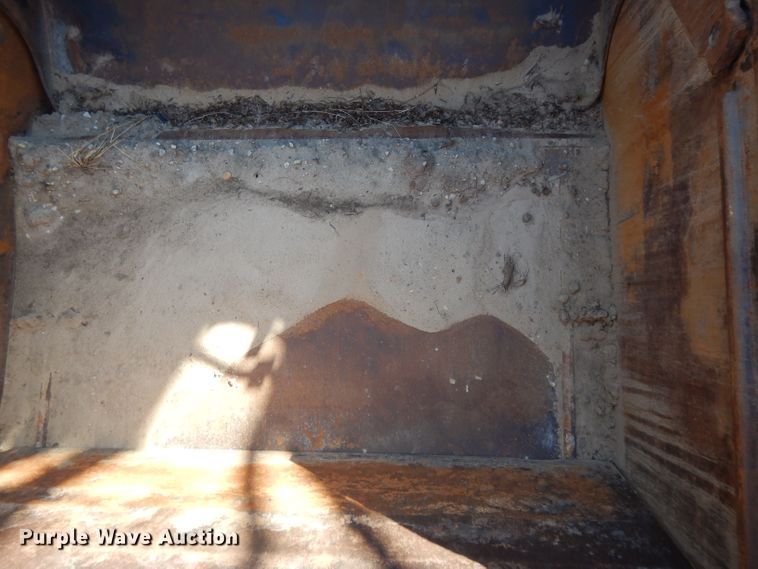 image for item DI8188 1996 Caterpillar 621F  conventional scraper