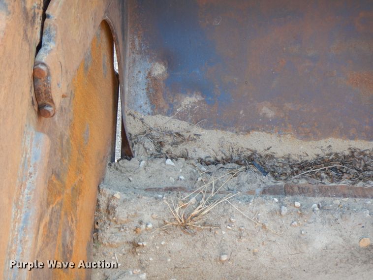 image for item DI8188 1996 Caterpillar 621F  conventional scraper