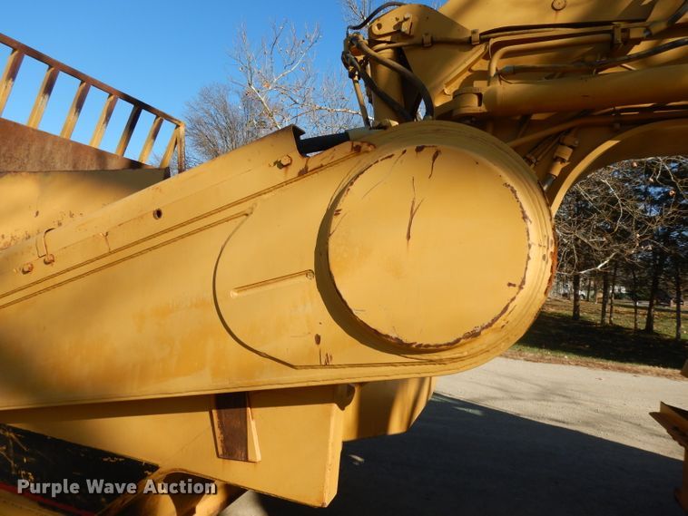 image for item DI8188 1996 Caterpillar 621F  conventional scraper