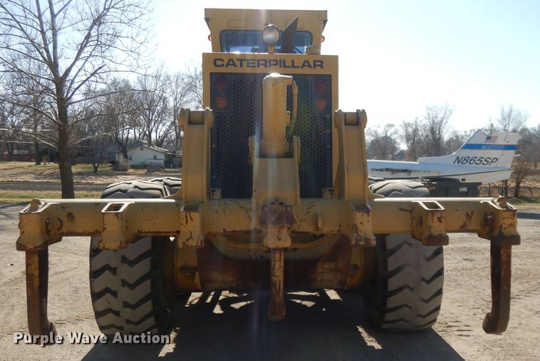 image for item DI8189 1989 Caterpillar 16G  motor grader