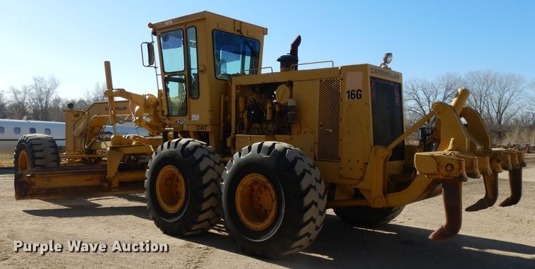 image for item DI8189 1989 Caterpillar 16G  motor grader