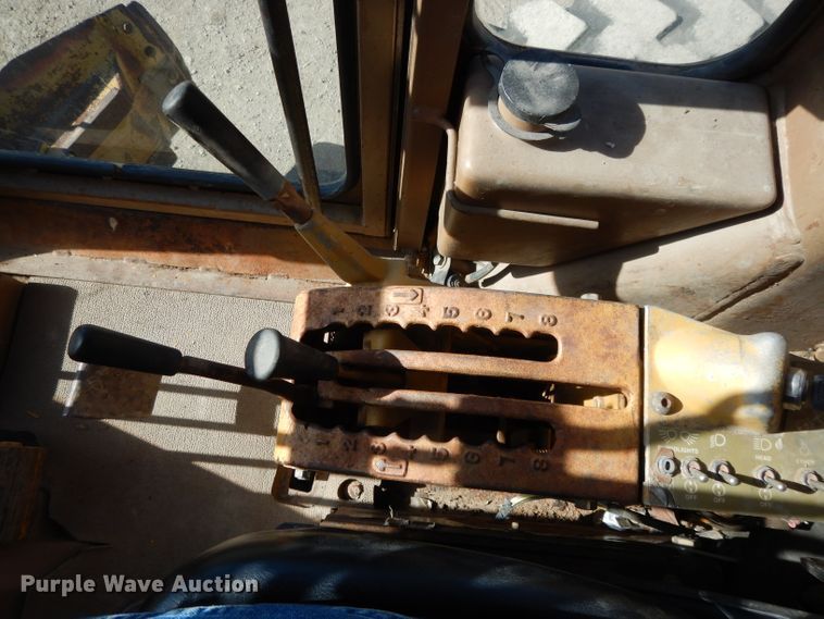 image for item DI8189 1989 Caterpillar 16G  motor grader