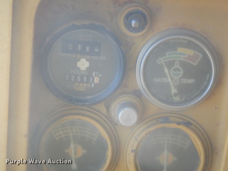 image for item DI8189 1989 Caterpillar 16G  motor grader