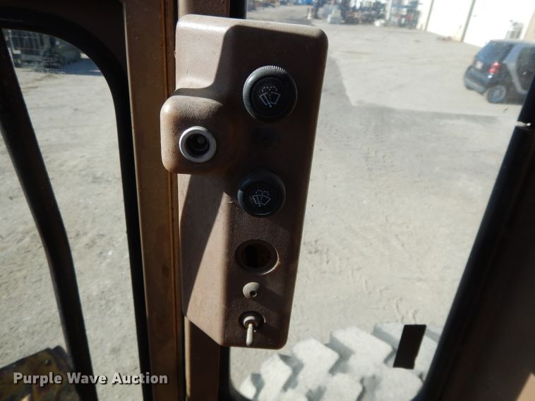 image for item DI8189 1989 Caterpillar 16G  motor grader