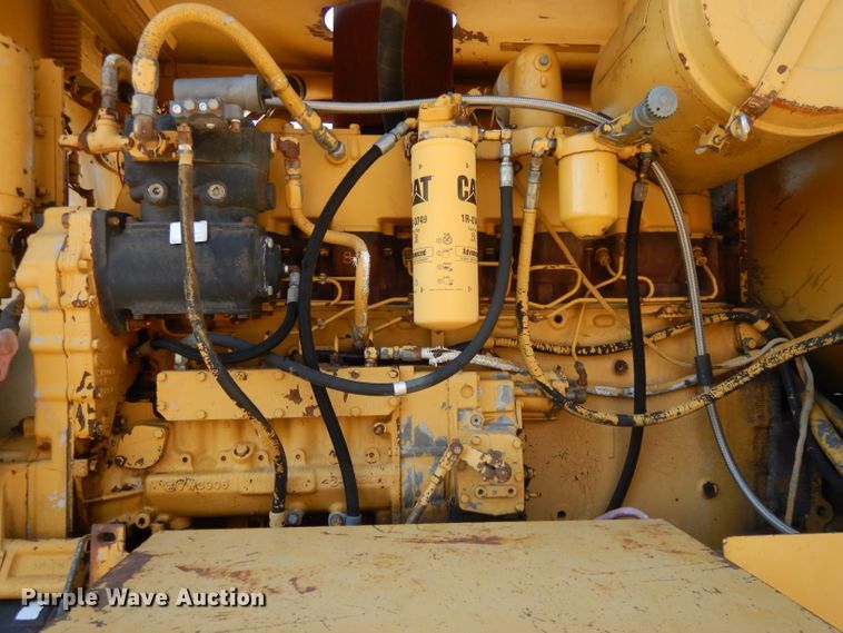 image for item DI8189 1989 Caterpillar 16G  motor grader