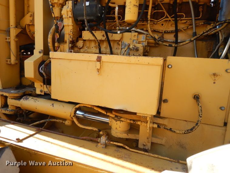 image for item DI8189 1989 Caterpillar 16G  motor grader