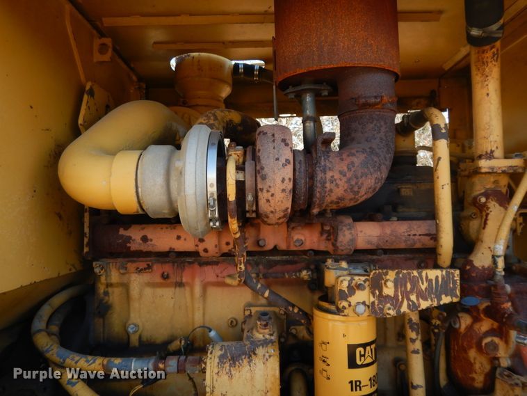 image for item DI8189 1989 Caterpillar 16G  motor grader