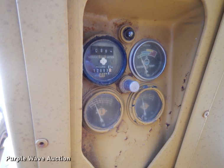 image for item DI8189 1989 Caterpillar 16G  motor grader