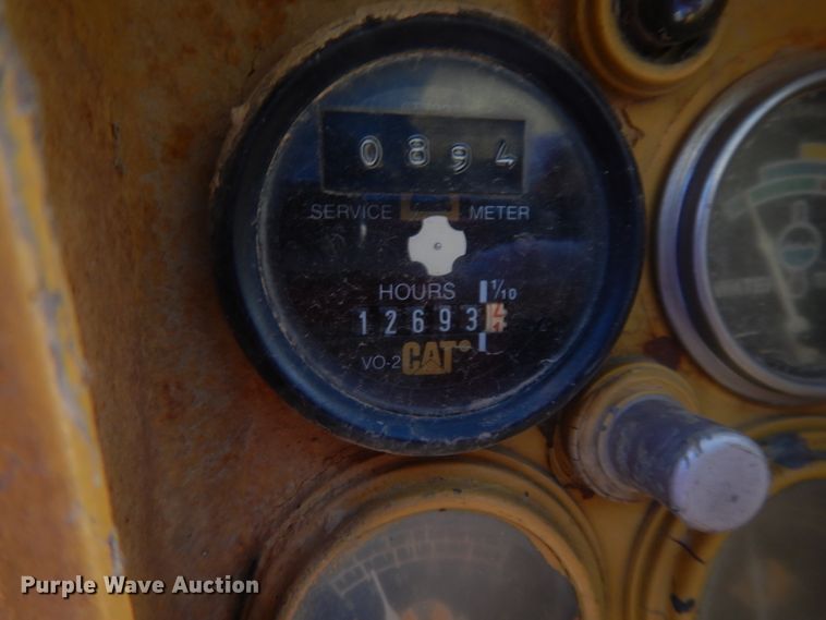 image for item DI8189 1989 Caterpillar 16G  motor grader