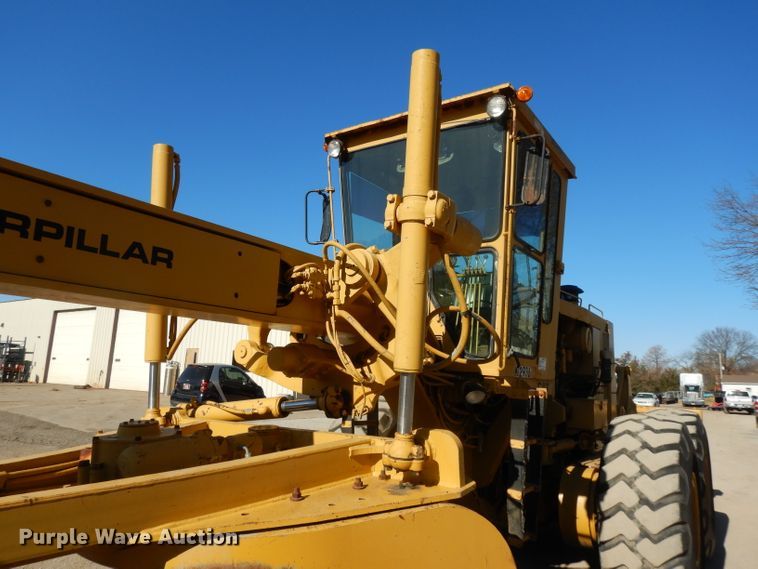 image for item DI8189 1989 Caterpillar 16G  motor grader