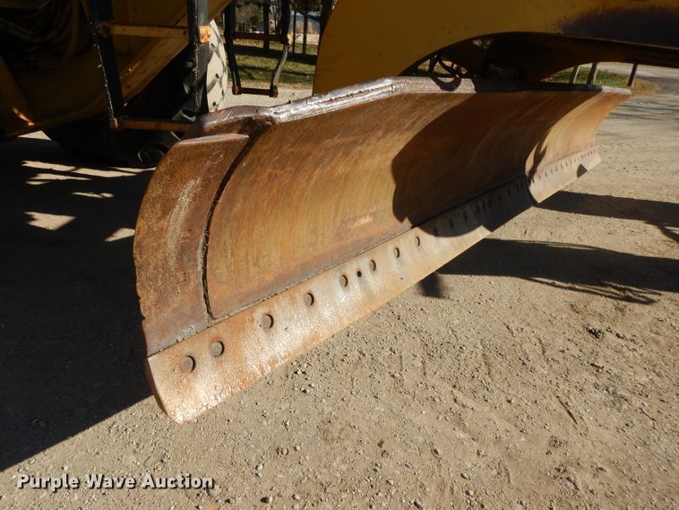 image for item DI8189 1989 Caterpillar 16G  motor grader