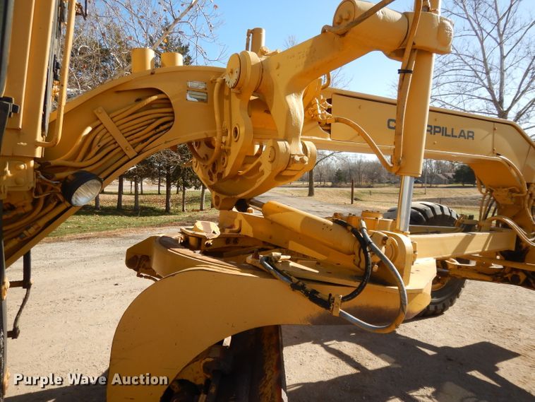 image for item DI8189 1989 Caterpillar 16G  motor grader